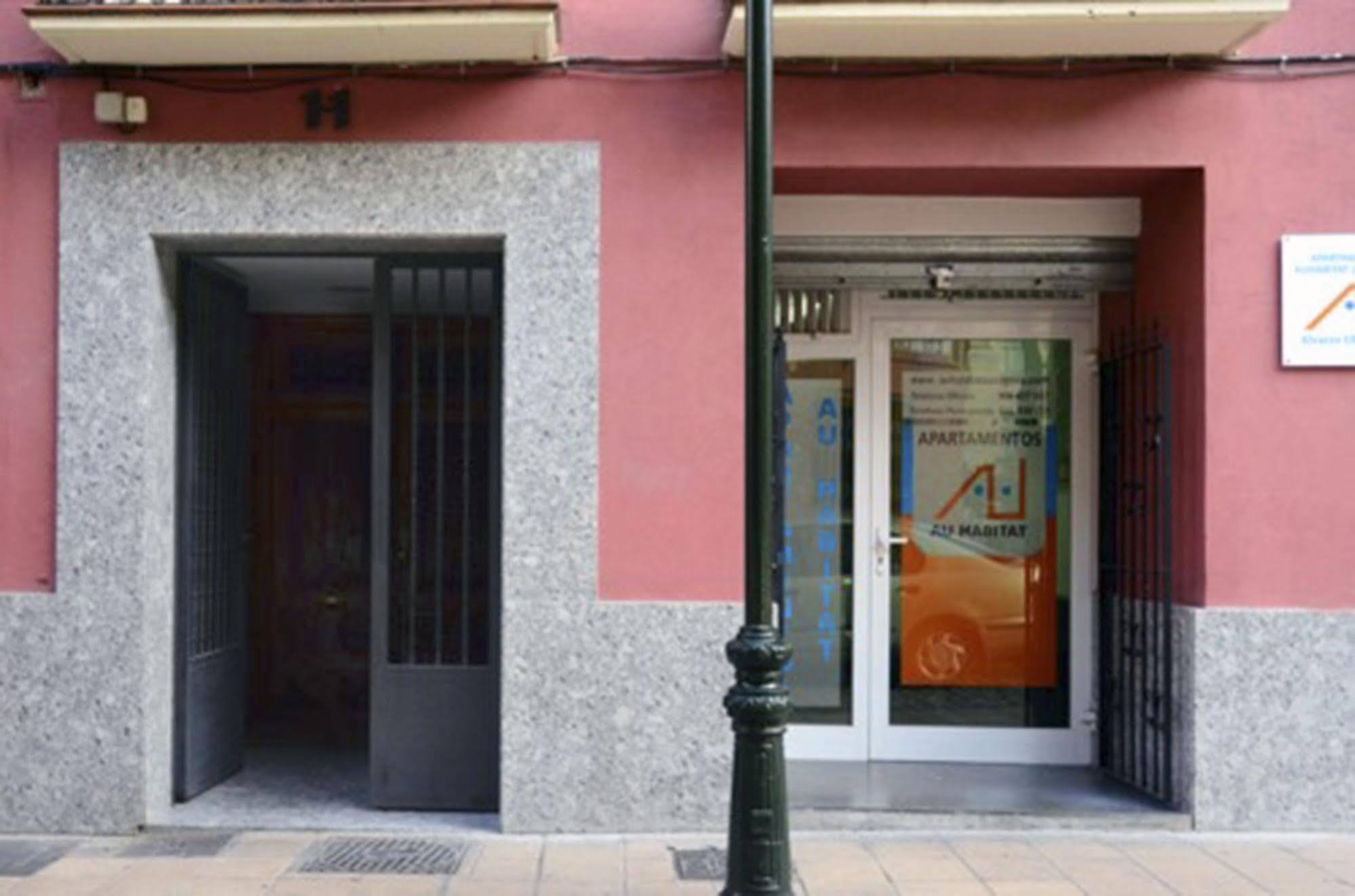 Apartamentos Auhabitat Zaragoza, Edificio De Apartamentos Turisticos Экстерьер фото