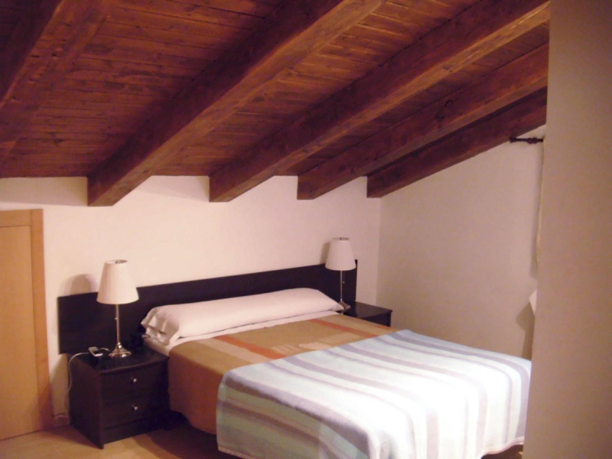 Apartamentos Auhabitat Zaragoza, Edificio De Apartamentos Turisticos Экстерьер фото