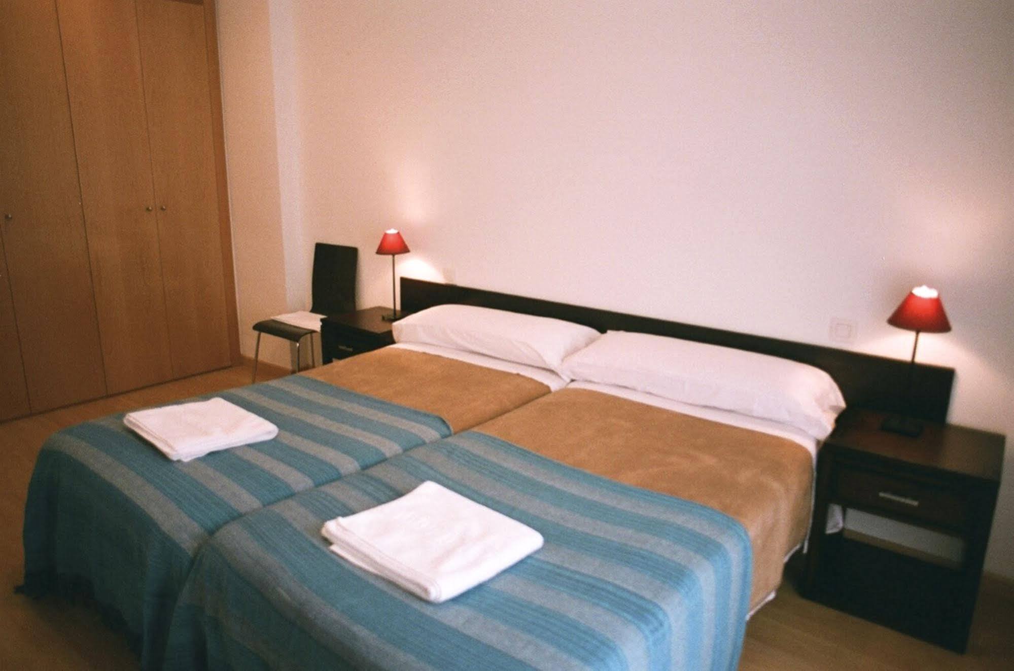 Apartamentos Auhabitat Zaragoza, Edificio De Apartamentos Turisticos Экстерьер фото
