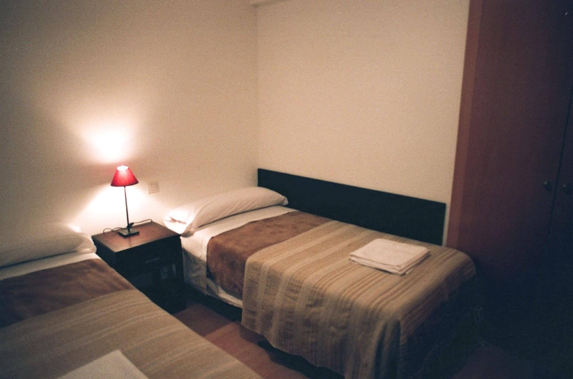 Apartamentos Auhabitat Zaragoza, Edificio De Apartamentos Turisticos Экстерьер фото
