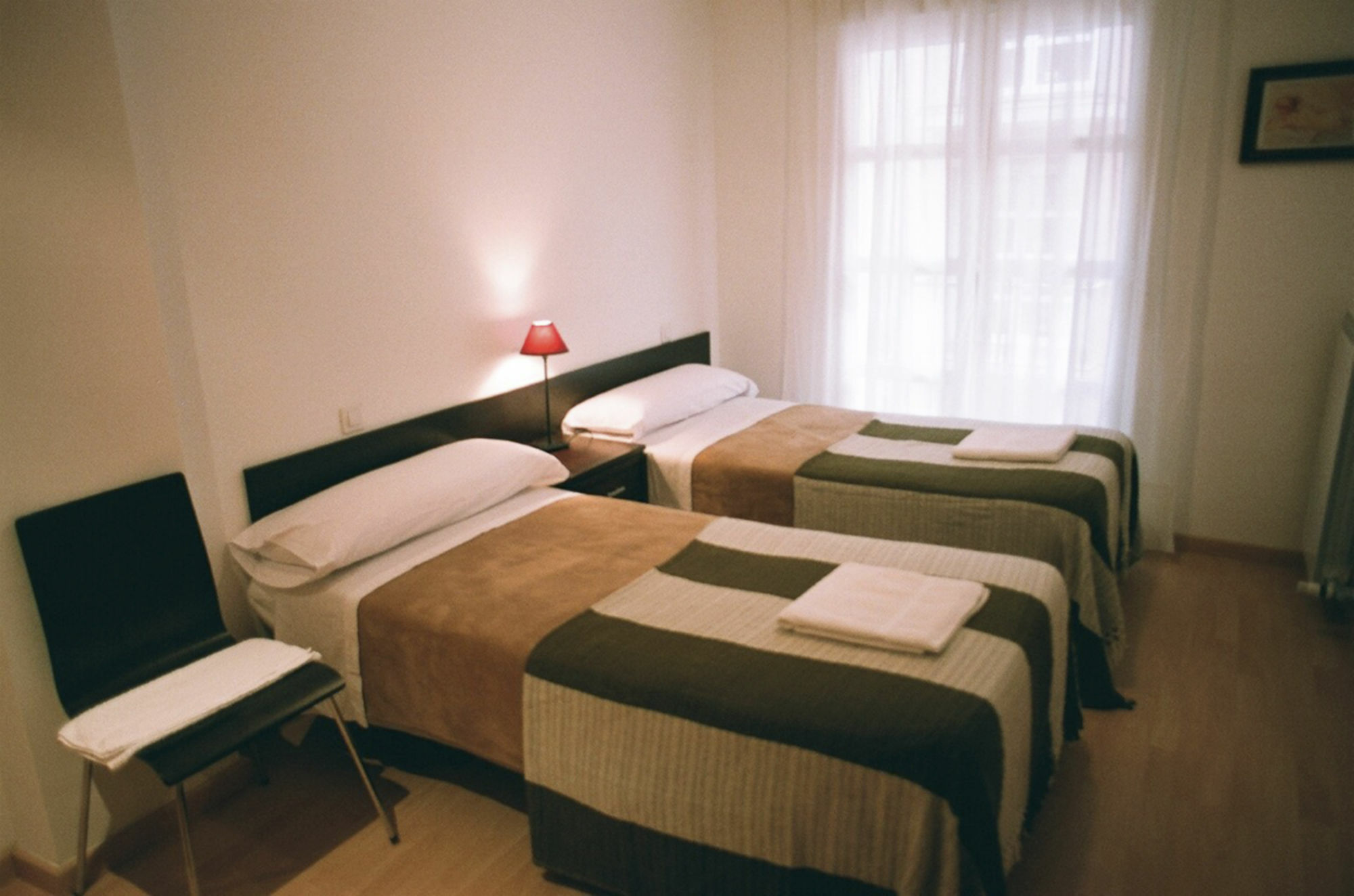 Apartamentos Auhabitat Zaragoza, Edificio De Apartamentos Turisticos Экстерьер фото